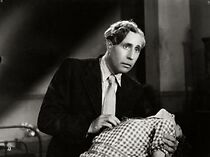 Watch La hija del viejito guardafaro