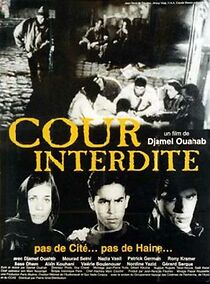 Watch Cour interdite