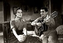 Watch Ue... paisano!