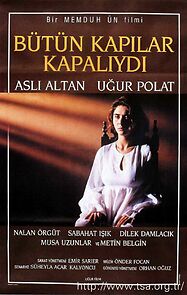 Watch Bütün Kapilar Kapaliydi