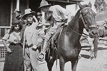 Watch Against Desperate Odds (Short 1913)