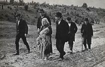 Watch Przez dziewiec mostów