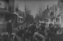 Watch Mount and Dismount, Gatling Gun (Short 1897)