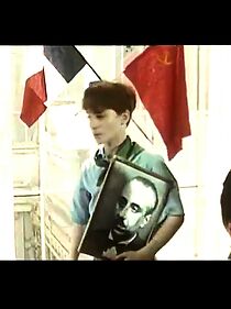 Watch Les lendemains qui chantent