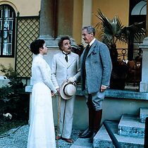 Watch Komtesse Mizzi