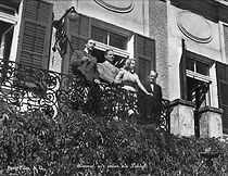 Watch Himmel, wir erben ein Schloß