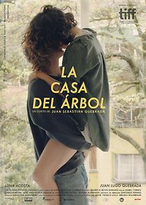 Watch La casa del árbol (Short 2017)