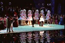 Watch Les contes d'Hoffmann