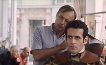 Watch Quelqu'un (Short 1994)