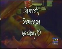 Watch En mi reloj siempre son las 5 y 15