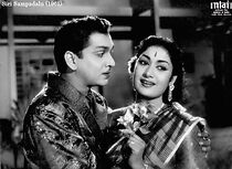 Watch Siri Sampadalu