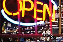 Watch In Between/Entre deux (Short 2009)