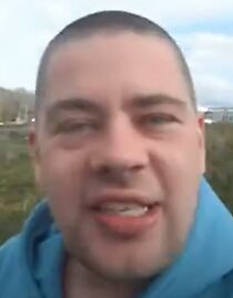 Watch Ernesettle Massive (Short 2001)