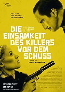 Watch A Hitman's Solitude Before the Shot