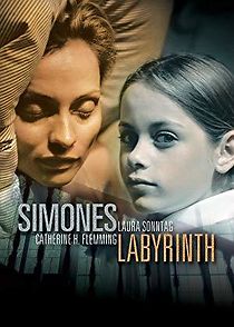 Watch Simones Labyrinth