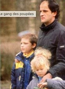 Watch Le gang des poupées