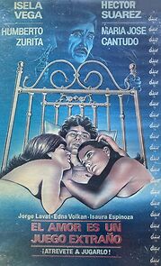 Watch El amor es un juego extraño