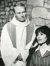 Watch Les bonnes âmes