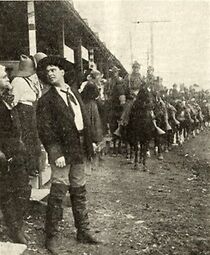 Watch The Soldier's Return (Short 1911)