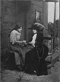 Watch The Guerilla Menace (Short 1913)