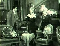 Watch Arseniko kai palia dantela