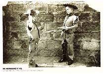 Watch Mi hermano y yo