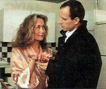 Watch Une femme à suivre