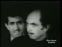 Watch Ölüm saçan dudaklar