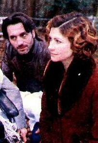 Watch L'adorable femme des neiges