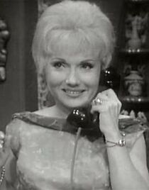 Watch Vient de paraître