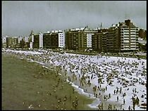 Watch La ciudad en la playa (Short 1961)