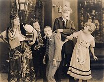 Watch Hearts and Arts (Short 1920)