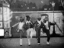 Watch Les échappes de Charenton (Short 1901)