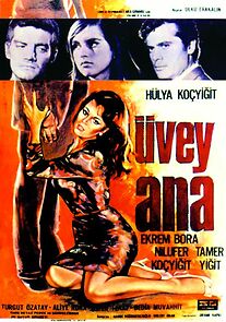 Watch Üvey ana