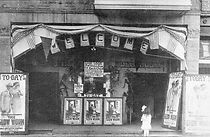 Watch The Glow Worm (Short 1913)