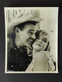 Watch Dear Mr. Gable