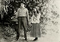 Watch Tangled Paths (Short 1915)