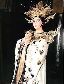 Watch Gena - Glasat na arenata